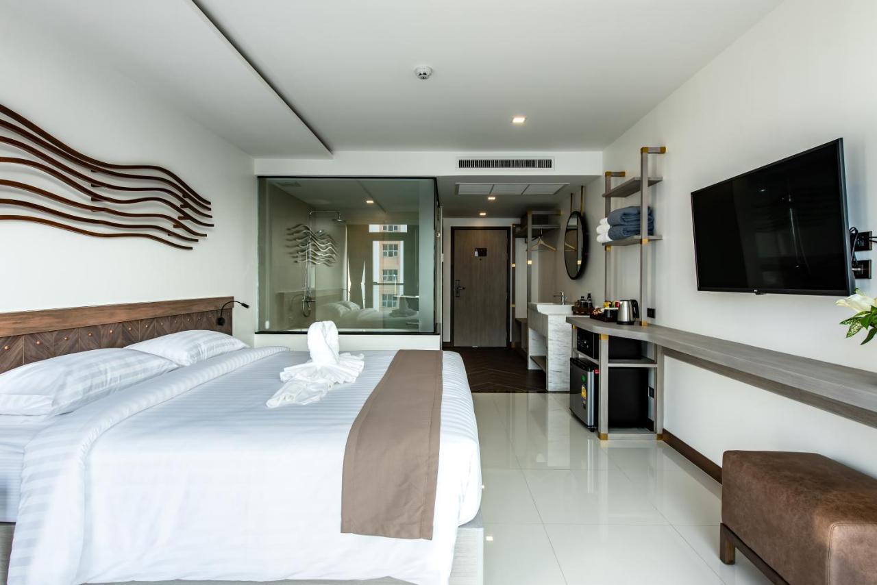 Blackwoods Hotel Pattaya - Sha Extra Plus Esterno foto