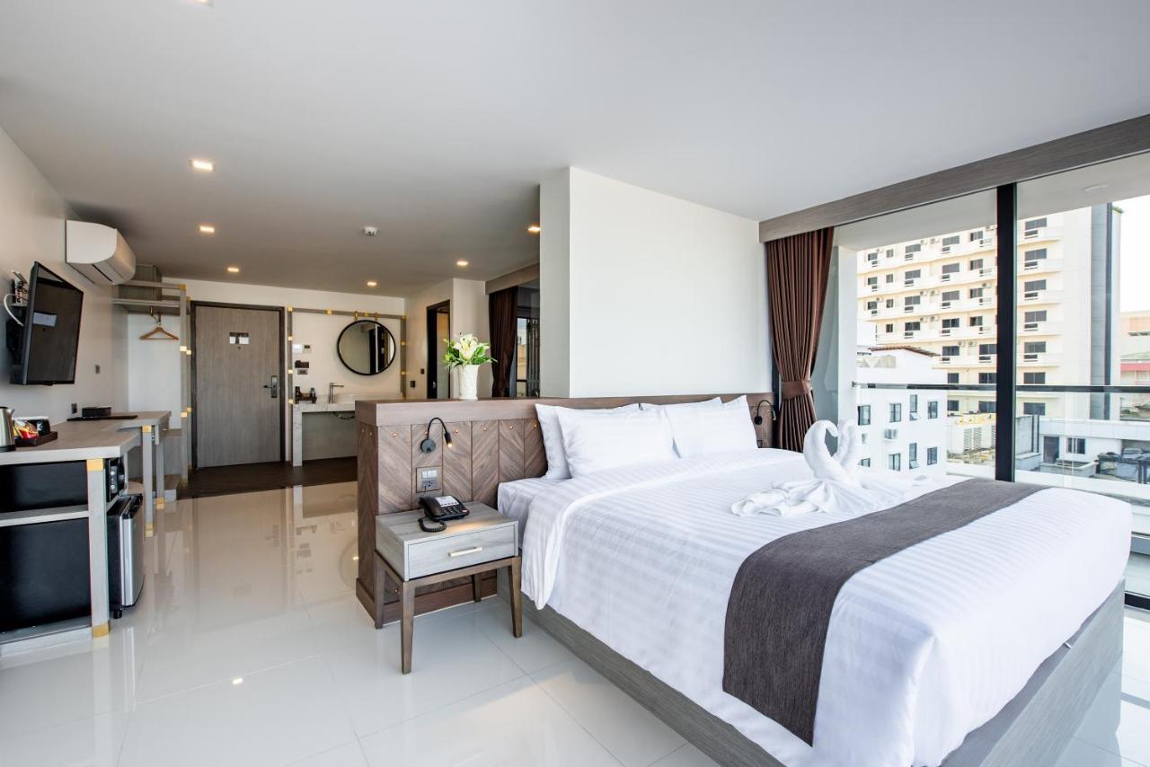 Blackwoods Hotel Pattaya - Sha Extra Plus Esterno foto